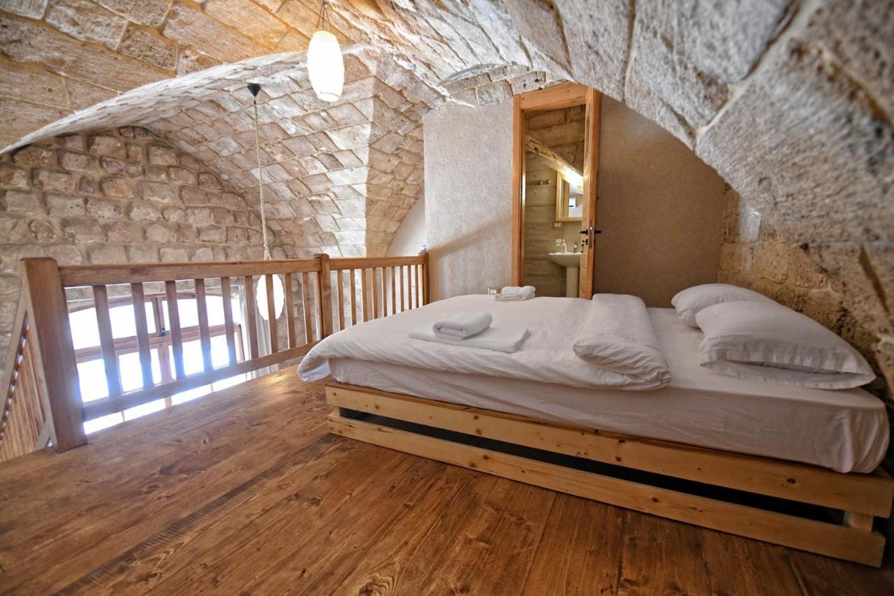 Old Town Guesthouses Batroun Ngoại thất bức ảnh