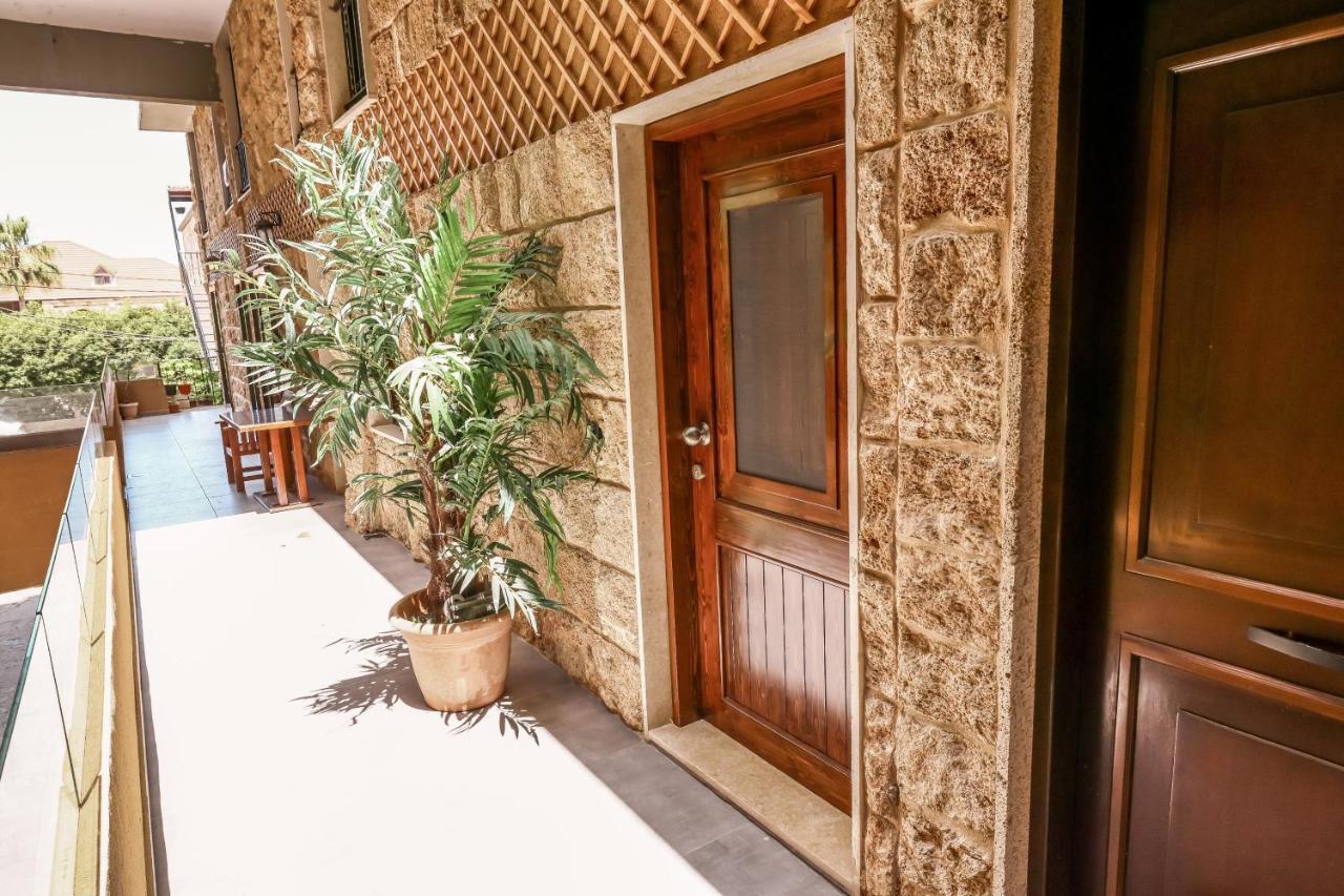 Old Town Guesthouses Batroun Ngoại thất bức ảnh