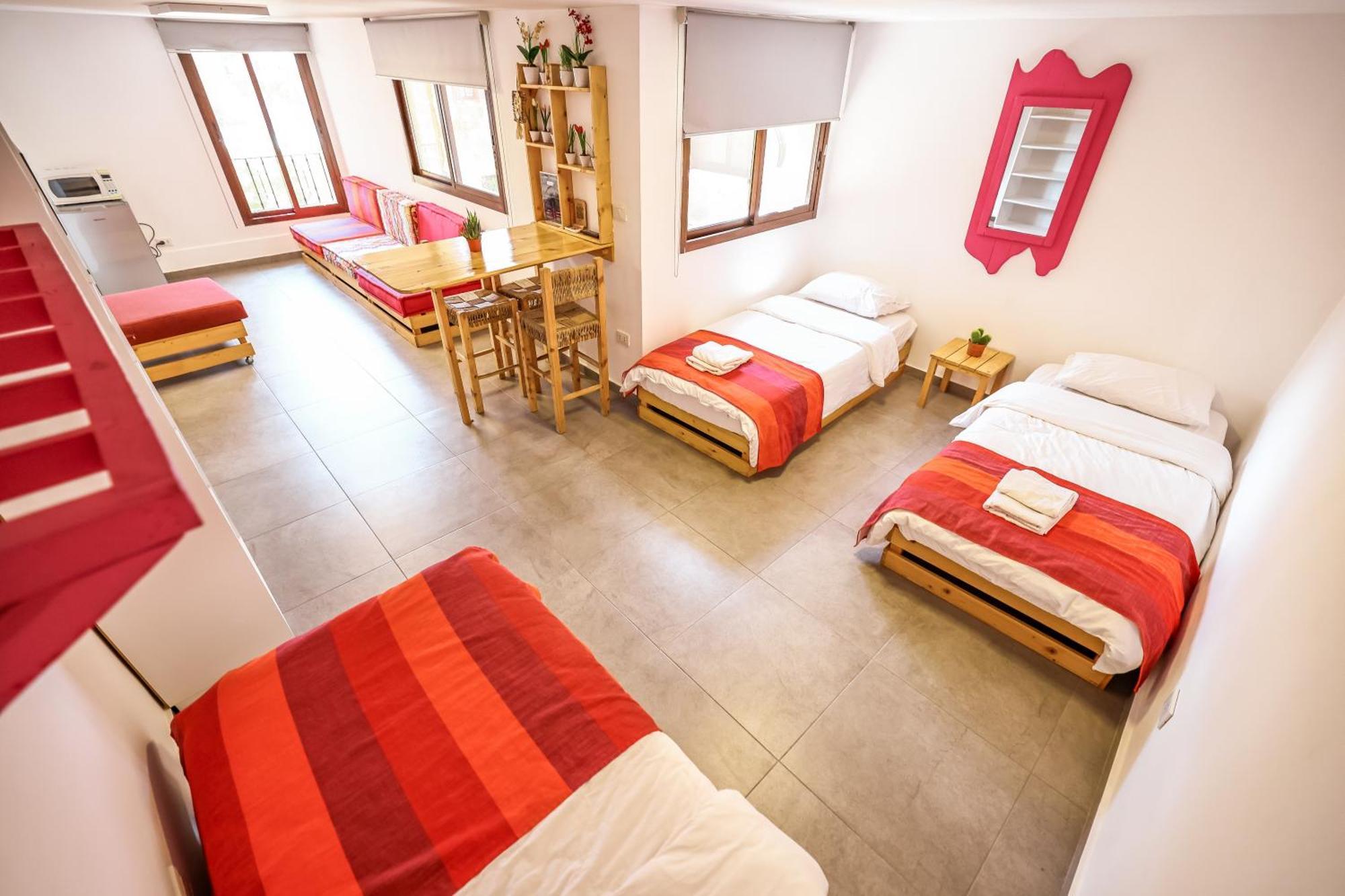 Old Town Guesthouses Batroun Ngoại thất bức ảnh
