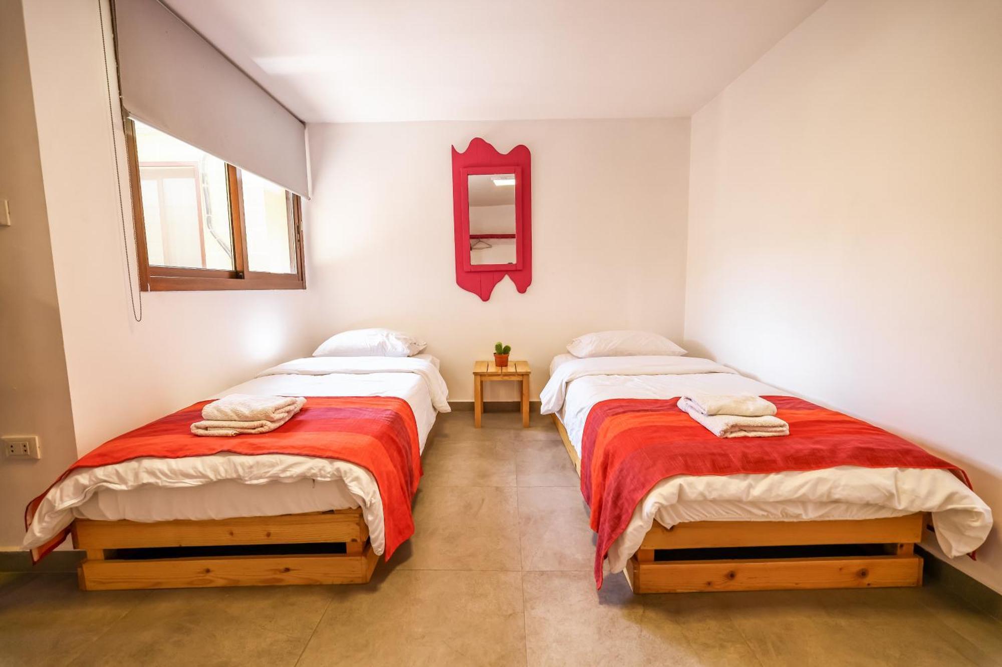 Old Town Guesthouses Batroun Ngoại thất bức ảnh