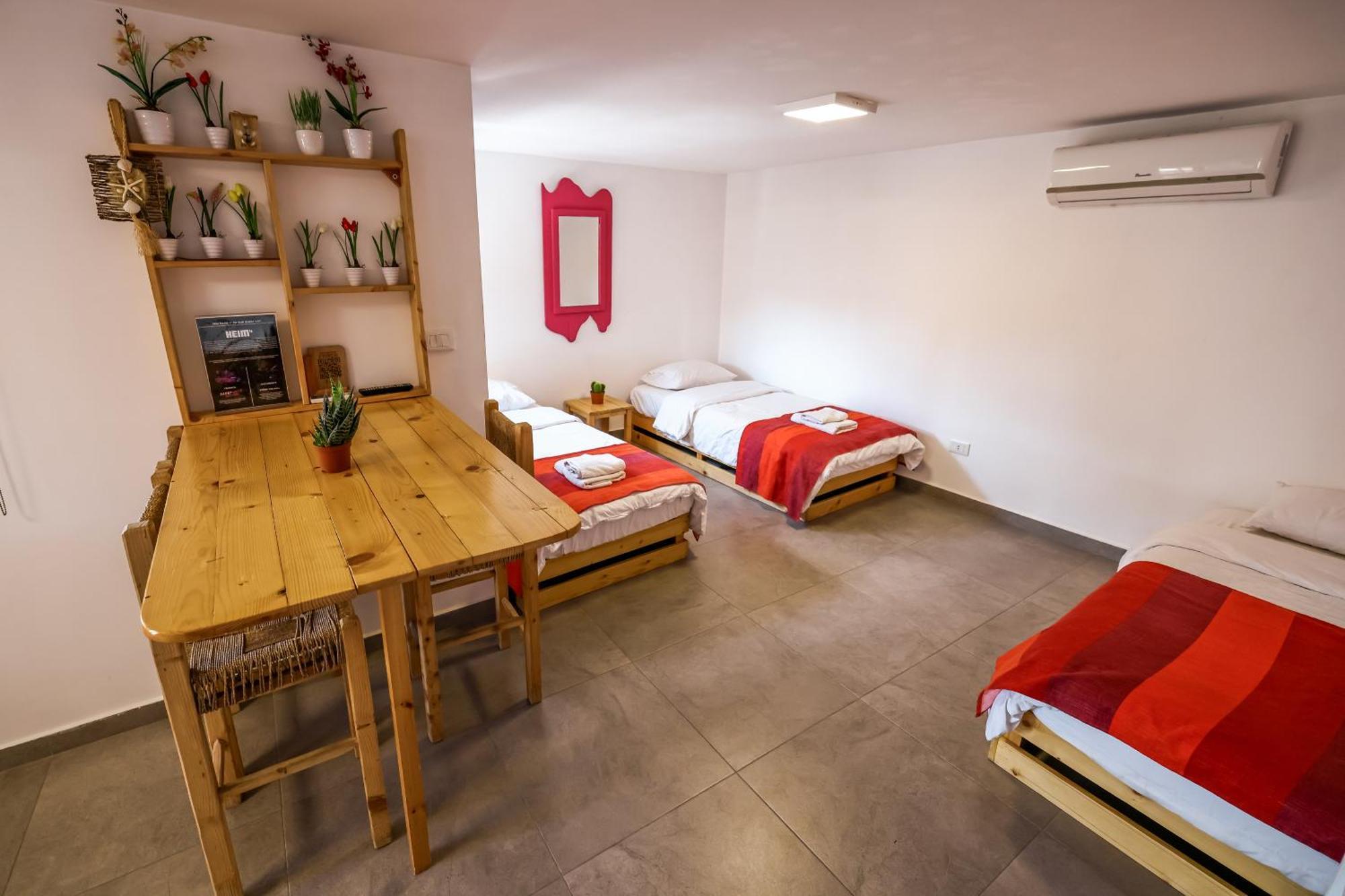 Old Town Guesthouses Batroun Ngoại thất bức ảnh
