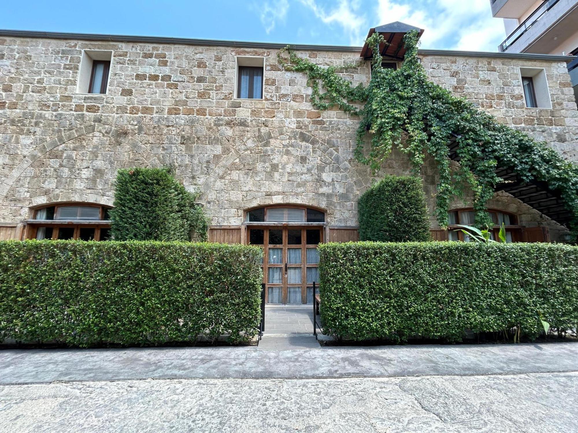 Old Town Guesthouses Batroun Ngoại thất bức ảnh