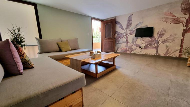 Old Town Guesthouses Batroun Ngoại thất bức ảnh