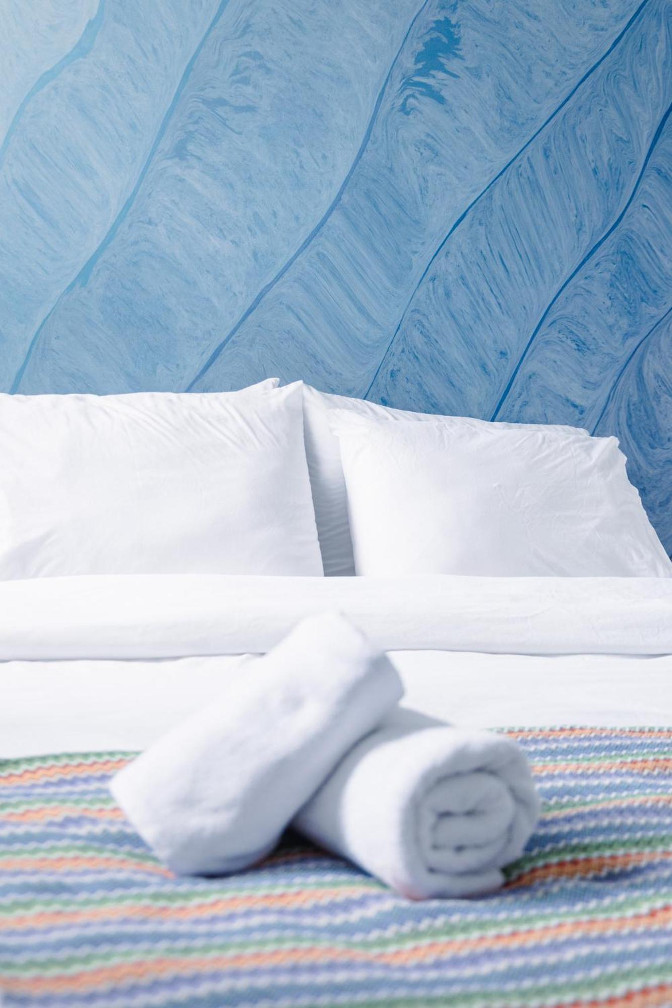 Old Town Guesthouses Batroun Ngoại thất bức ảnh