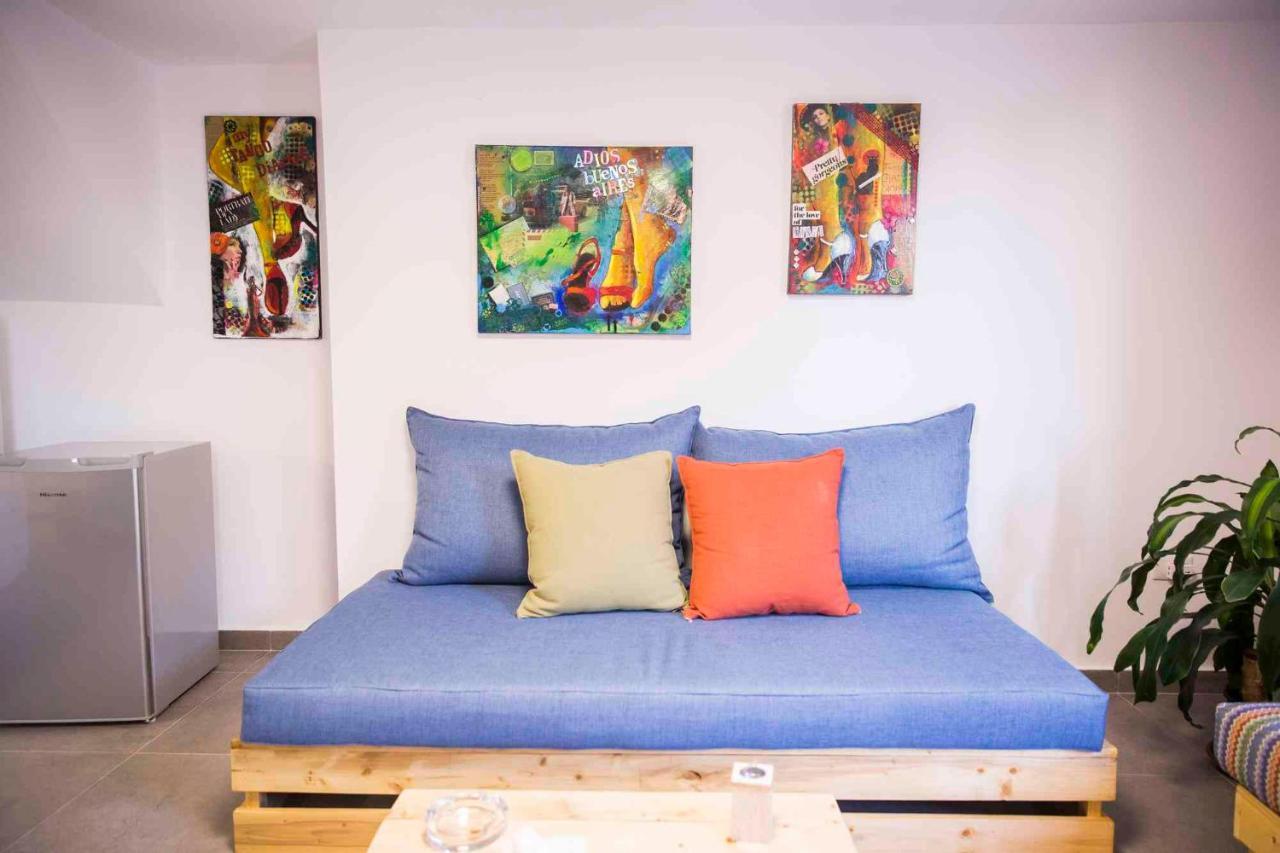 Old Town Guesthouses Batroun Ngoại thất bức ảnh